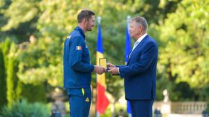 Klaus Iohannis i-a decorat pe sportivii medaliaţi la Tokyo. "Este admirabil tot ceea ce ați făcut pentru sportul românesc, uneori în ciuda a nenumărate și nedrepte piedici"