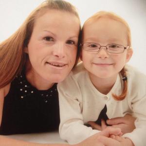 Trauma unei mame, după ce fiica de 10 ani şi soţul au fost găsiţi morţi, în baie, în urma unui incendiu, în UK: „Am trecut prin atâta durere, mă doare inima”