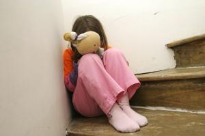 Fiica rezultată în urma unui viol și-a răzbunat mama, la mai bine de patru decenii după abuz. E primul caz de acest gen, în Marea Britanie