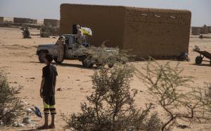 Jihadiştii au ucis peste 50 de oameni în raidurile din Mali şi au omorât alţi 12 soldaţi în Burkina Faso