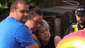 Poliţiştii britanici au făcut lumină în cazul mamei şi celor trei copii, găsiţi morţi în casă. Iubitul femeii este vinovat pentru uciderea lor