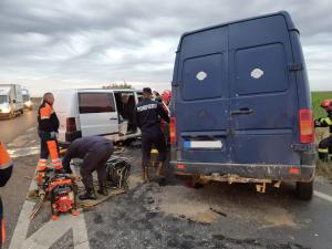 Accident cu patru morți pe un drum din Ialomița. Imagini dramatice între Movilița și Sinești