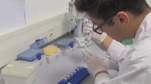 Alternativa la RT-PCR, descoperită de studenţi români. Testul este mai precis, mai ieftin și mai rapid