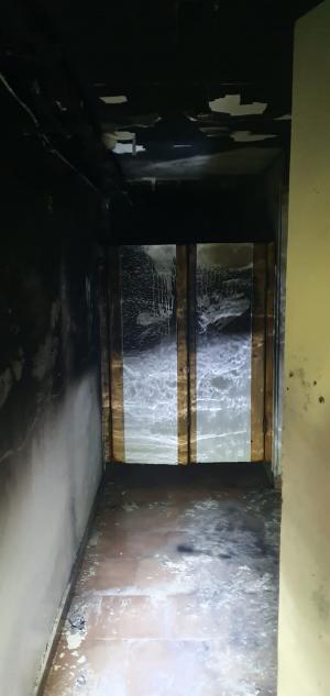 Incendiu la Spitalul de Psihiatrie din Arad, provocat de un pacient. Peste 20 de persoane evacuate