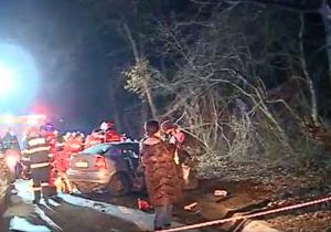 Val de accidente pe şoselele din România: Un bărbat din Mureş a murit nevinovat, în propria maşină, în timp ce staţiona