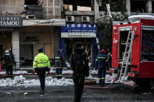 Explozie puternică într-un bloc din centrul Atenei. O singură persoană a fost grav rănită