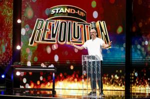 Stand-Up Revolution: Vlad Craioveanu, Marian Drăgulescu şi Daria Jane, printre concurenţi