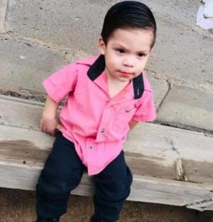 Copil de 2 ani, în stare critică după ce a înghiţit o baterie. Medicii din Mexic s-au luptat două săptămâni să îl salveze