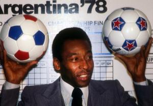 Viaţa lui Pele, "regele" fotbalului mondial. De ce e considerat cel mai bun jucător din toate timpurile