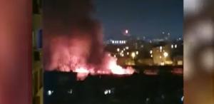 Incendiu violent în Gara Basarab. Două trenuri, mistuite de flăcări în doar câteva minute