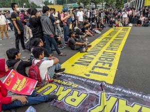 Proteste în Indonezia, după ce a fost aprobat noul cod penal care interzice sexul în afara căsătoriei