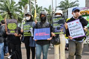 Proteste în Indonezia, după ce a fost aprobat noul cod penal care interzice sexul în afara căsătoriei