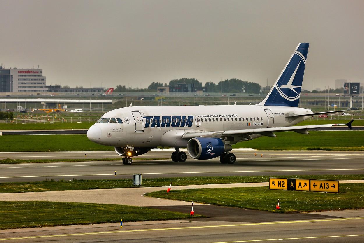 Avion Tarom cu 100 de persoane la bord care zbura pe ruta Bucureşti