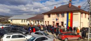 Toate casele de 250 de euro din Bacău au fost vândute la licitaţie. O locuinţă a avut 33 de oferte