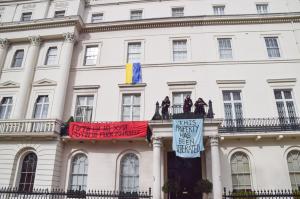 Vila din Londra a oligarhului Oleg Deripaska a fost ocupată de un grup de anarhiști. Protestatarii vor să o transforme într-un centru pentru refugiați