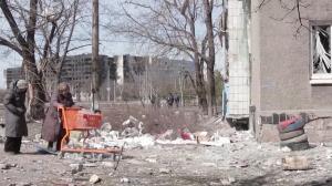 Centrul Kievului, făcut praf de rachete: un mall a fost distrus şi mai multe case au fost afectate