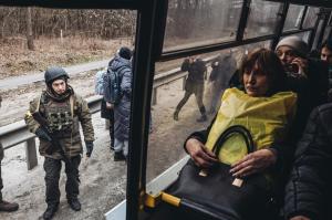Război Rusia - Ucraina, ziua 11 LIVE TEXT. Evacuarea civililor din Mariupol a fost oprită, acuzaţii reciproce. 8 civili ucişi în Irpin. Un alt avion rusesc doborât în Harkov
