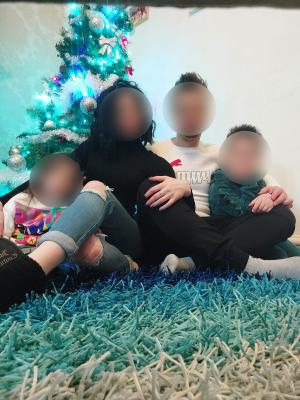 "Țipa pentru copiii săi" Doi fraţi de trei şi cinci ani, morţi într-un incendiu cumplit, care le-a mistuit casa din Anglia. Mama lor este însărcinată