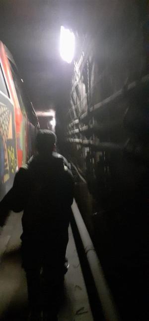 Panică la metrou, la staţia Basarab: călătorii au fost evacuaţi prin tunel. Prima ipoteză luată în calcul