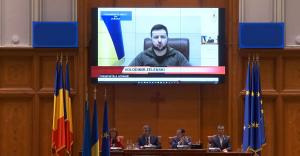 Discursul lui Zelenski în Parlamentul României, marcat de bâlbe şi bâjbâieli tehnice. Cîţu s-a adresat "instanţei" şi i-a dat cuvântul "Excelenţei sale" Ciolacu