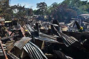 Opt persoane, printre care şase copii, au ars de vii într-un incendiu din Filipine. Peste 80 de locuinţe s-au făcut scrum