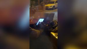 Vatman din Bucureşti, surprins stând pe TikTok în timp ce se afla în trafic