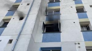 Două surori din Botoşani, surprinse de un incendiu în apartamentul lor. Fetiţa de 11 ani a fost cea care a dat alarma