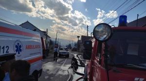 Desfăşurare de forţe în Harghita. Zeci de pompieri şi localnici s-au luptat cu un incendiu de proporţii în localitatea Joseni