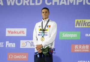 Ce scrie presa internațională despre românul David Popovici, dublu campion mondial la doar 17 ani