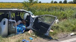Filmul tragicului accident din Ialomiţa în care patru persoane au murit, după ce un şofer a intrat pe contrasens