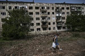 Război Rusia - Ucraina, ziua 104 LIVE TEXT. Un nou Azovstal? "Aproximativ 800 de civili", refugiaţi în uzina chimică Azot din Severodonețk