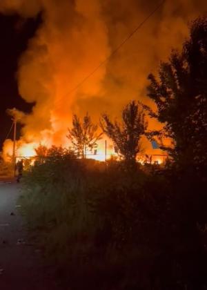 Incendiu uriaş la groapa de gunoi din Baia Sprie. Flăcările uriaşe au fost văzute de la kilometri distanţă