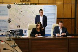 Cel mai mare contract pentru o autostradă din România a fost semnat luni. Grindeanu: Este prima autostradă care va traversa Carpaţii