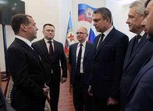 Dmitri Medvedev a vizitat Donbasul la ordinul lui Putin. Omul rușilor în Zaporojie vrea referendum de anexare pe 11 septembrie