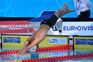 Record mondial: David Popovici a luat aurul la 100 metri liber, la Campionatul European de Natație