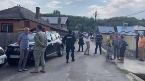 Crimă multiplă în Bascov într-o familie: Cinci persoane au fost găsite moarte în casă