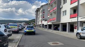 Noi detalii tulburătoare despre dubla crimă din Cluj: Mama bărbatului ceruse ordin de protecţie, însă l-a primit din nou în casă. Asta avea să-i aducă sfârşitul