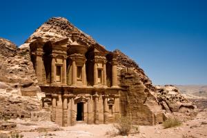 Petra sau oraşul pierdut din Iordania, destinaţia care te cucereşte de la prima vedere: "Îţi taie respiraţia de când incepi să intri în canion"