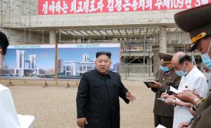 Kim Jong-un l-a trimis în lagăr: pedeapsa primită de un oficial nord coreean după ce un spital nu a fost gata la timp