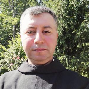 "Odihnă veșnică și lumină fără de sfârșit". Sergiu, un preot român din Italia, a murit la doar 43 de ani. Va fi înmormântat chiar de ziua sa