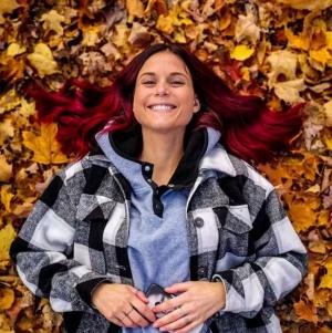 „Laura a murit din cauza unui cancer al sufletului”. O mamă din Canada a dezvăluit motivul din spatele sinuciderii fiicei sale de 29 de ani