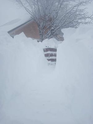 Zona din România unde stratul de zăpadă a depăşit 2 metri: "Mulțumim lui Dumnezeu"