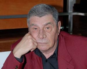 Mitică Popescu se întoarce pentru ultima dată la Teatrul Mic: Sicriul cu trupul neînsufleţit va fi depus joi în foaier. Vineri, actorul va fi condus pe ultimul drum