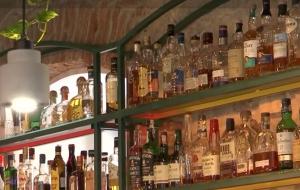 Cum s-au schimbat gusturile tinerilor din România în materie de băuturi, în ultimii ani