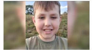 "Du-te pe drumul tău cu Dumnezeu, fiul meu". Un băiețel de 10 ani a murit electrocutat, în timp ce își ajuta familia să aprindă luminile de Crăciun, în Brazilia