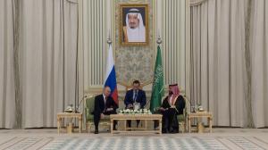 Turneul din Orientul Mijlociu, un succes pentru Vladimir Putin. Planul pus la cale alături de prinţul saudit Mohammed bin Salman pentru a creşte preţul petrolului