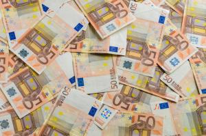 A doua tranșă din PNRR. Comisia Europeană vrea să blocheze fonduri de 3,2 miliarde de euro din cauza legii avertizorilor de integritate