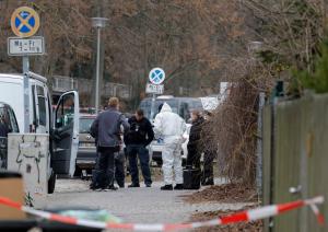 Fetiță de 5 ani înjunghiată, găsită agonizând în tufișurile unui parc din Berlin. Copila a murit la spital, iar suspect de crimă este babysitter-ul de 19 ani