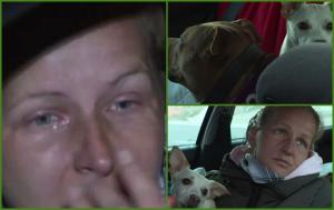 Fără slujbă și fără casă, o româncă din Spania a ajuns să locuiască într-o mașină alături de cei doi câini ai ei. "Sunt familia mea, sunt tot ce am"