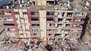 Cutremure în Turcia și Siria: Bilanţul a depăşit 20.000 de morţi, peste dezastrul de la Fukushima. Supravieţuitorii nu au apă şi căldură